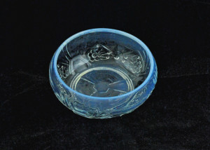 Small opalescent bowl